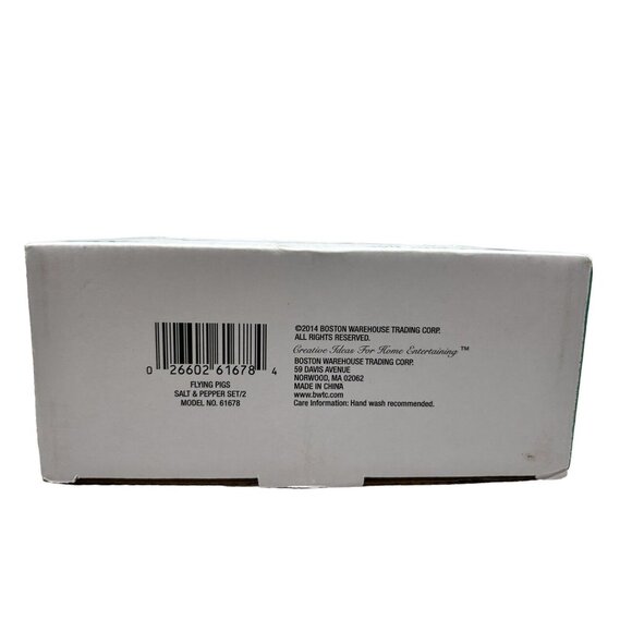 When Pigs Fly Salt & Pepper Shakers Set Anthropomorphic Boston Warehouse - Picture 7 of 8